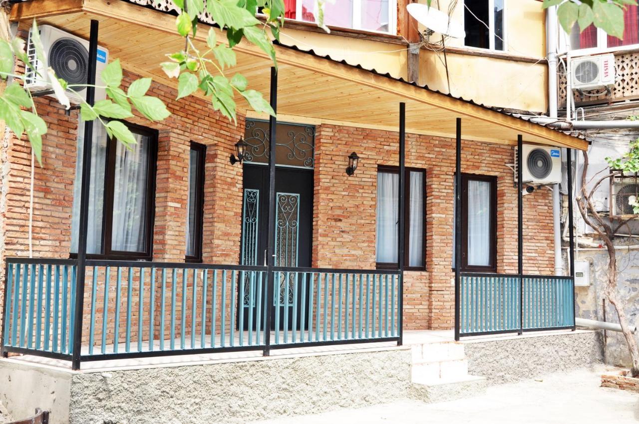 Dari Apartament Tbilisi Exteriör bild