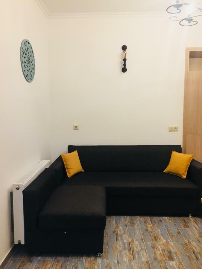 Dari Apartament Tbilisi Exteriör bild